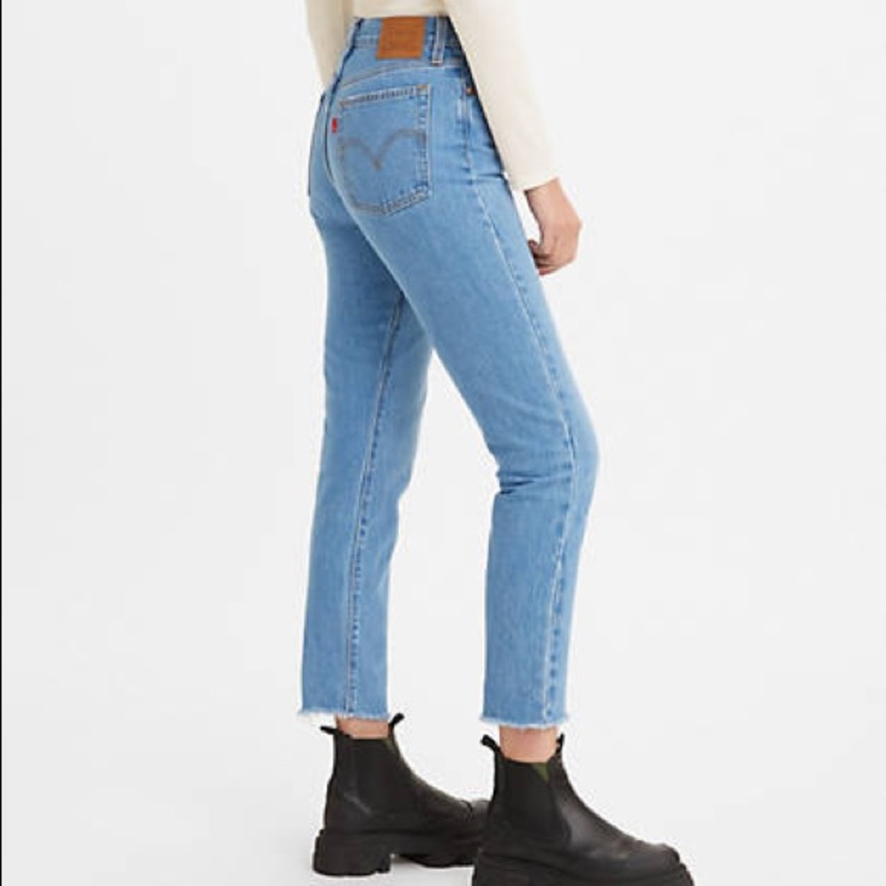 Levi’s wedgie straight jean